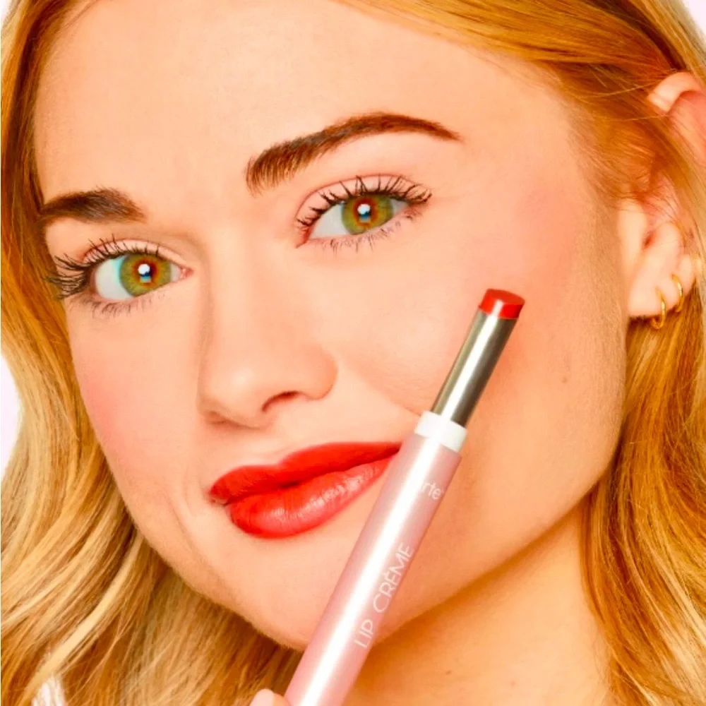 tarte maracuja juicy lip crème hybrid balm & hydrating treatment